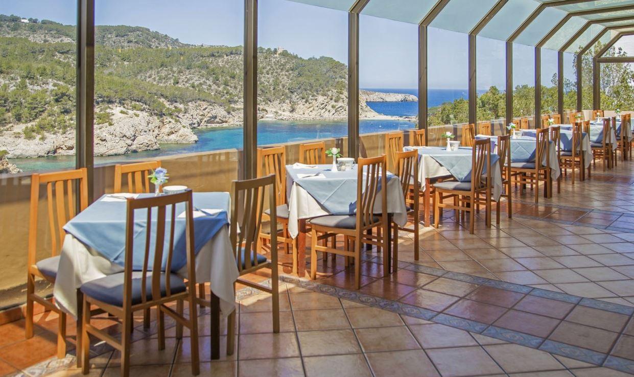 Hotel Cala San Miguel Ibiza Resort, Adults Only, Curio Collection By Hilton