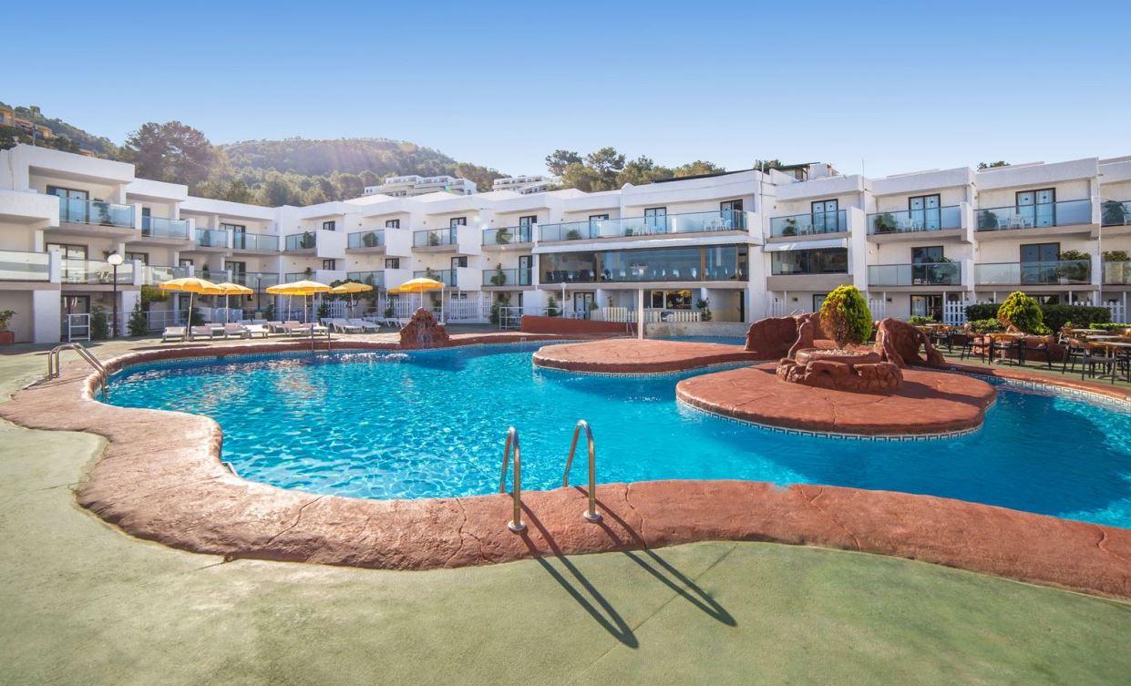 Cala San Miguel Ibiza Resort, Adults Only, Curio Collection By Hilton Port de Sant Miguel