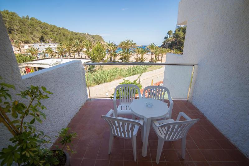 Hotel Cala San Miguel Ibiza Resort, Adults Only, Curio Collection By Hilton